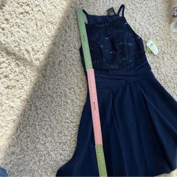 Windsor Navy Homecoming Dress with mesh waist detail and pockets • NWT • Size 1 - Picture 7 of 7